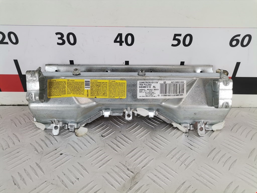 Подушка безопасности нижняя (для колен) MERCEDES-BENZ E-Class W212, S212, C207 2009-2016