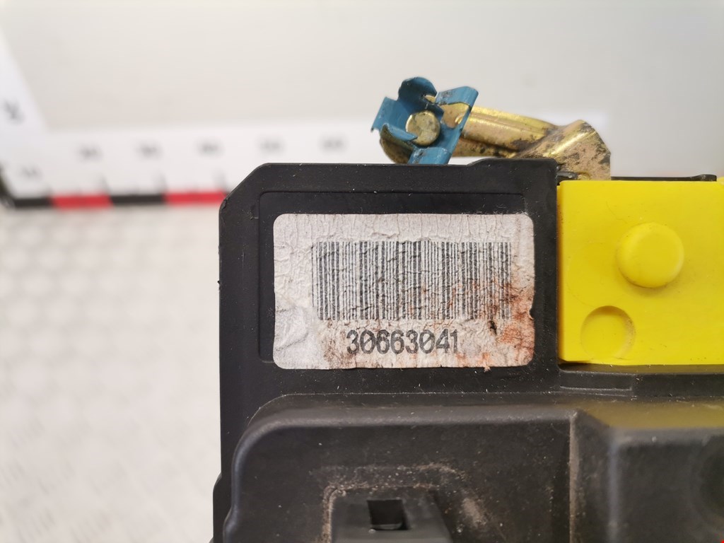 Замок двери передней левой VOLVO XC90 2002-2014