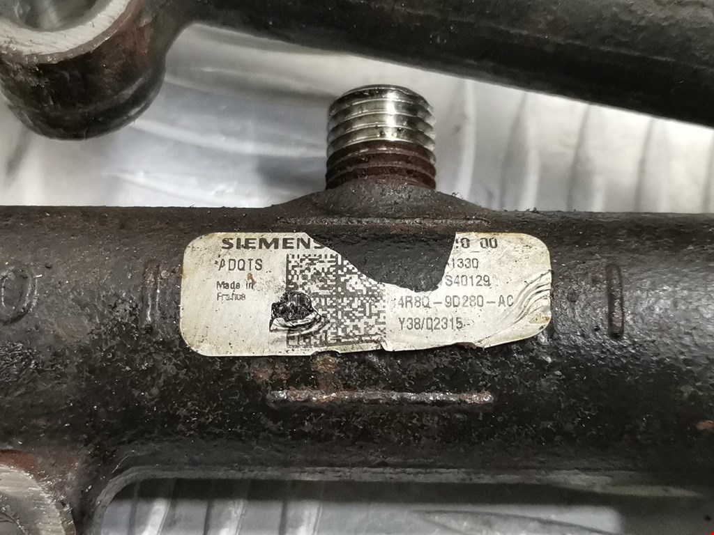 Датчик давления топлива LAND ROVER Range Rover Sport 2005-2013