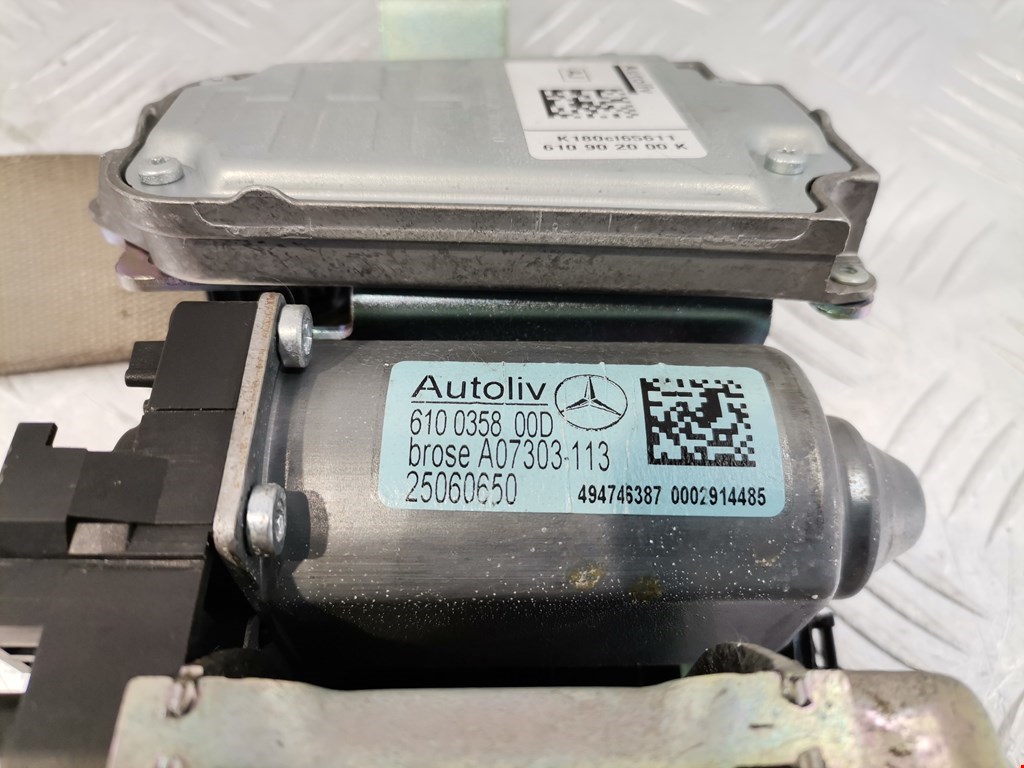 Ремень безопасности передний левый MERCEDES-BENZ E-Class W212, S212, C207 2009-2016