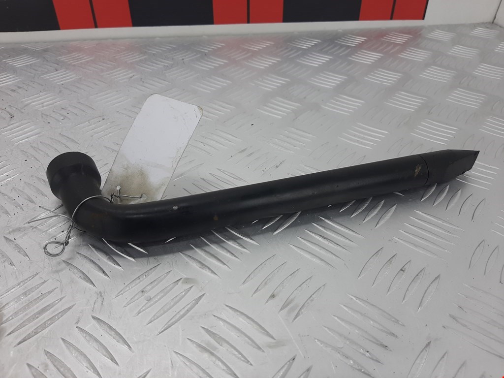 Ключ балонный MAZDA 121 1987-1991