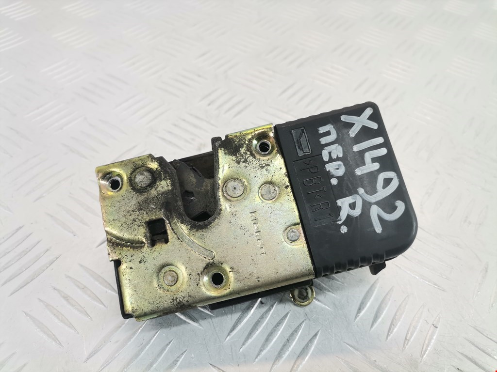 Замок двери передней правой CITROEN Jumpy 1994-2006