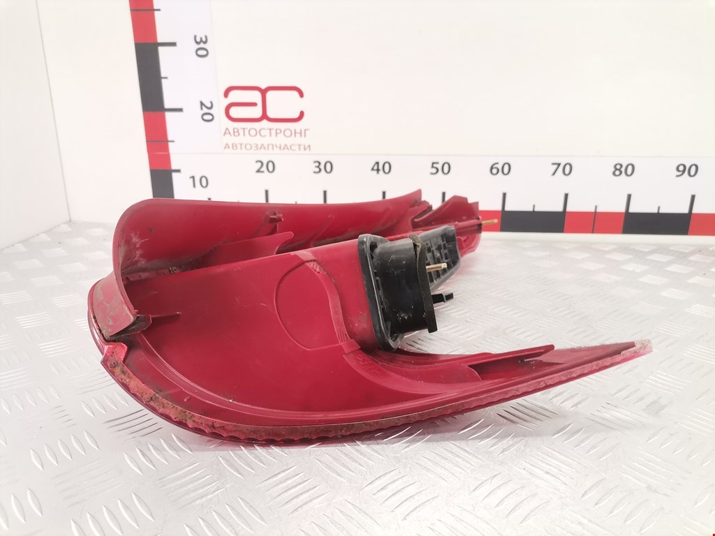 Фонарь задний левый PEUGEOT 206 1998-2012