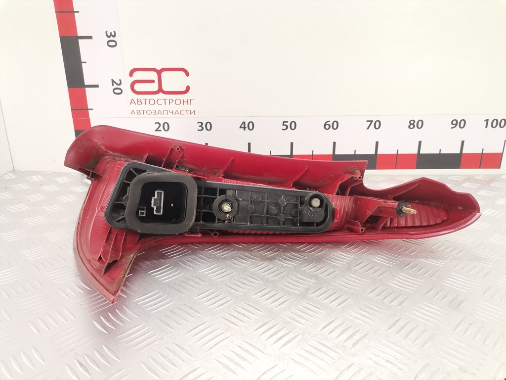 Фонарь задний левый PEUGEOT 206 1998-2012