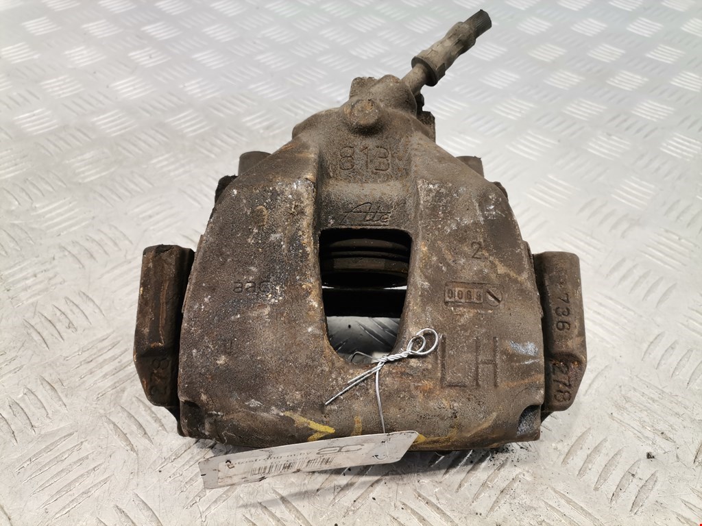 Суппорт передний левый Ford Focus 2 (2004-2011)