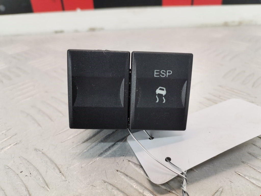 Кнопка антипробуксовочной системы Ford Mondeo 3 (2000-2007)