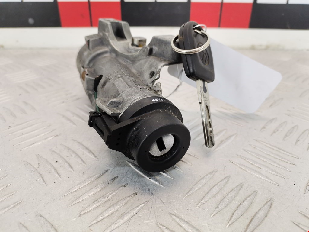 Замок зажигания VOLKSWAGEN Fox 2005-2011