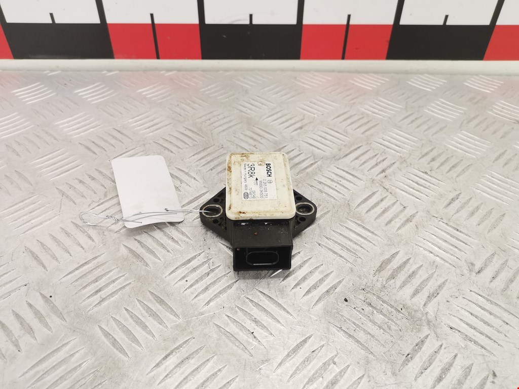 Датчик ускорения (курсовой устойчивости уровня оборотов) Hyundai Sonata 5 (2004-2010)