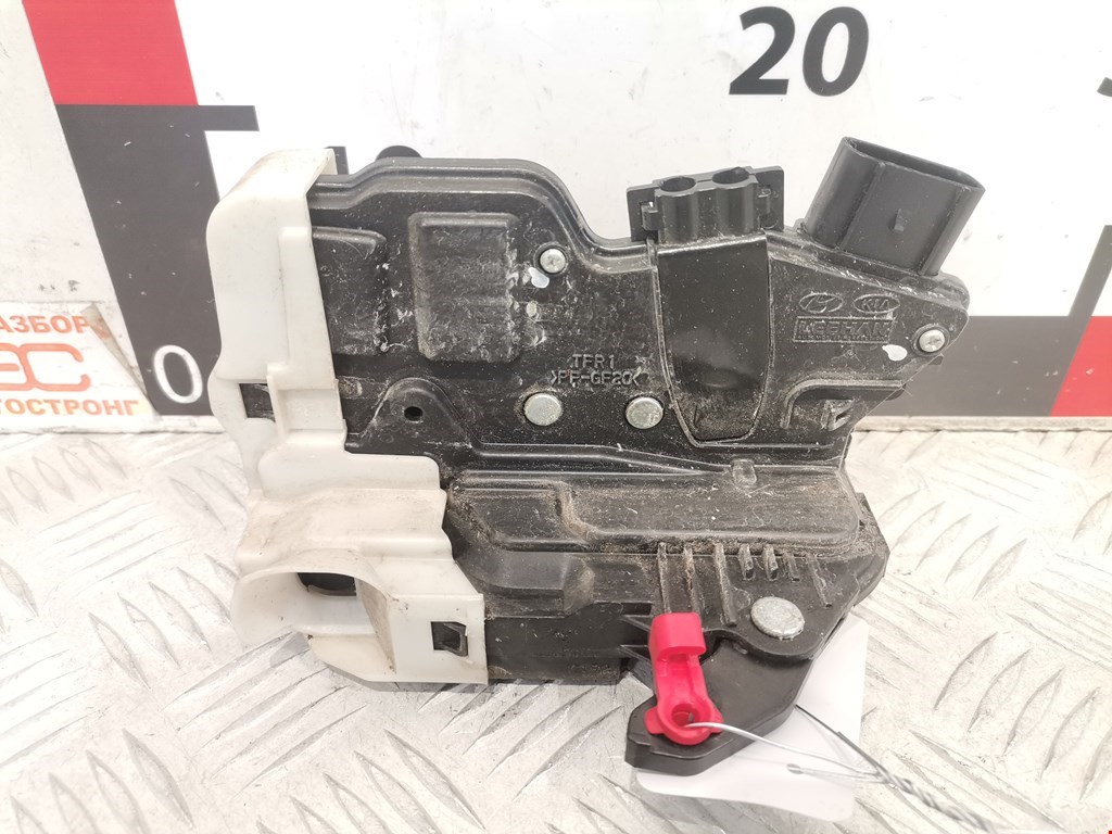 Замок двери передней правой KIA Optima 2010-2016