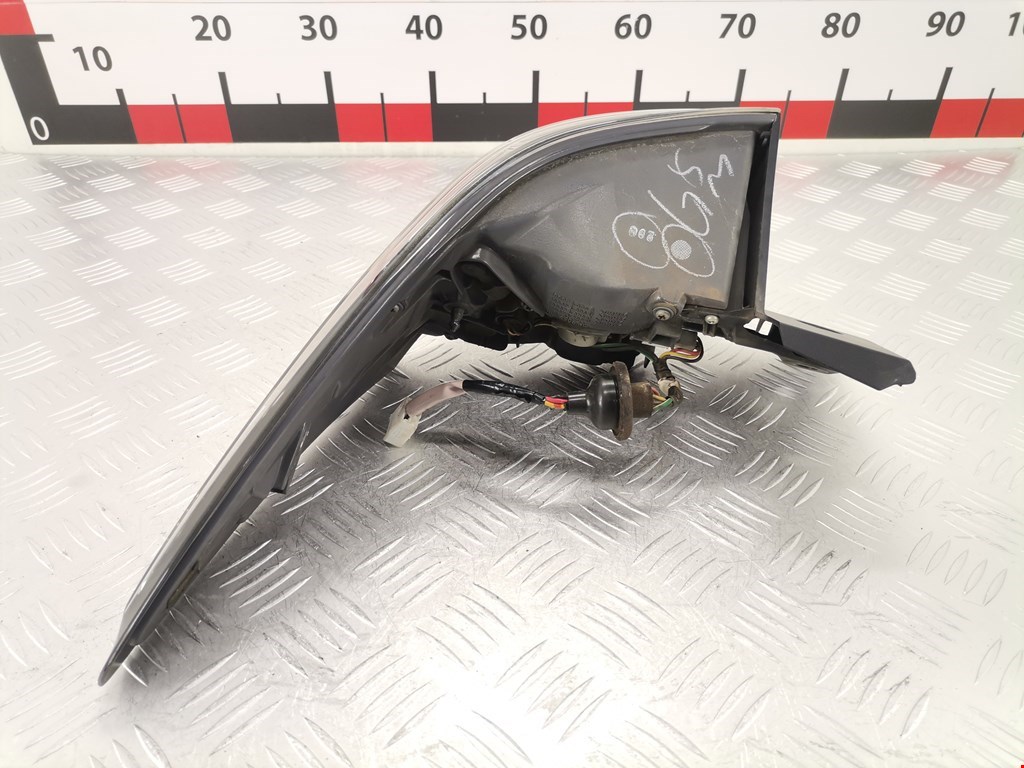 Фонарь задний правый LEXUS CT 2010-2018