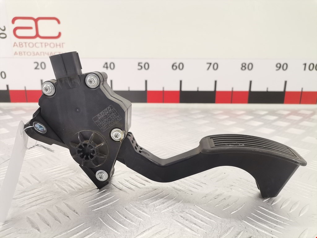 Педаль газа LEXUS CT 2010-2018