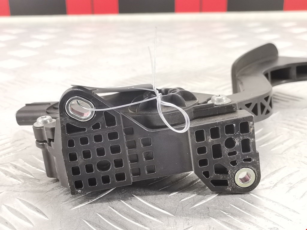 Педаль газа LEXUS CT 2010-2018