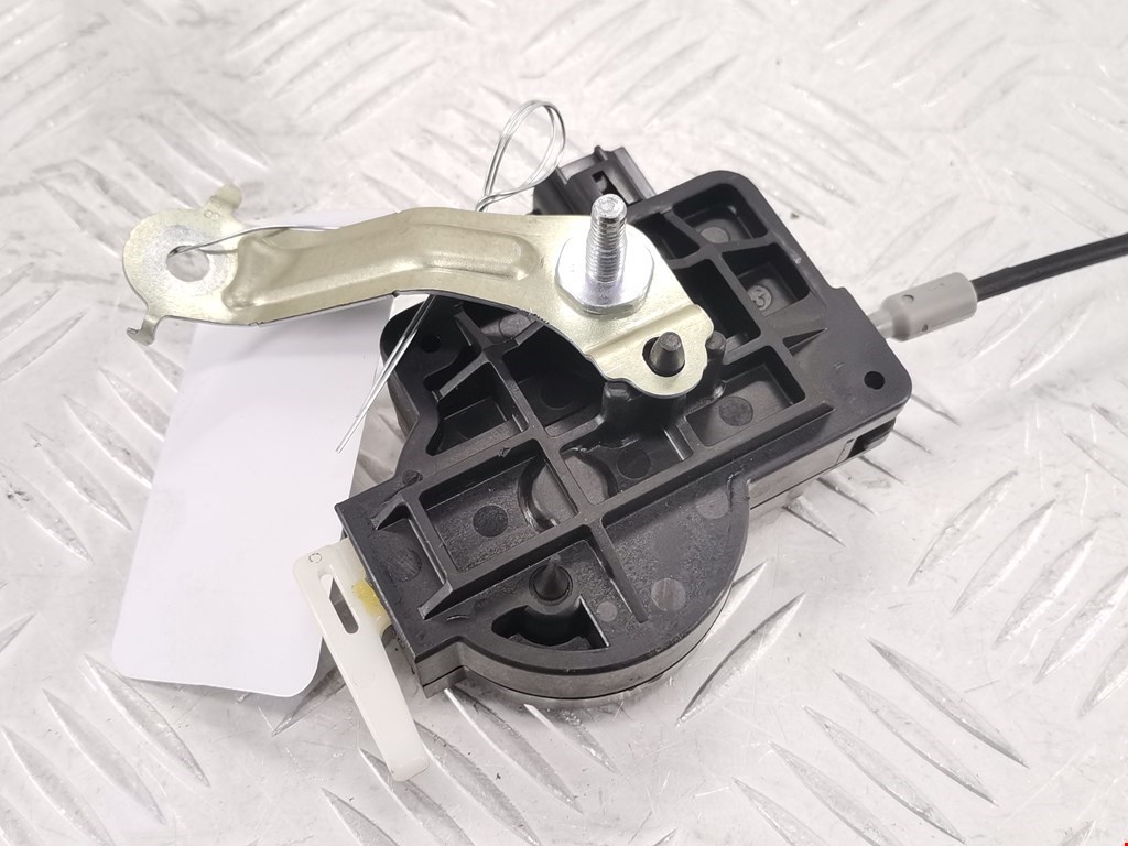 Активатор замка бензобака LEXUS CT 2010-2018