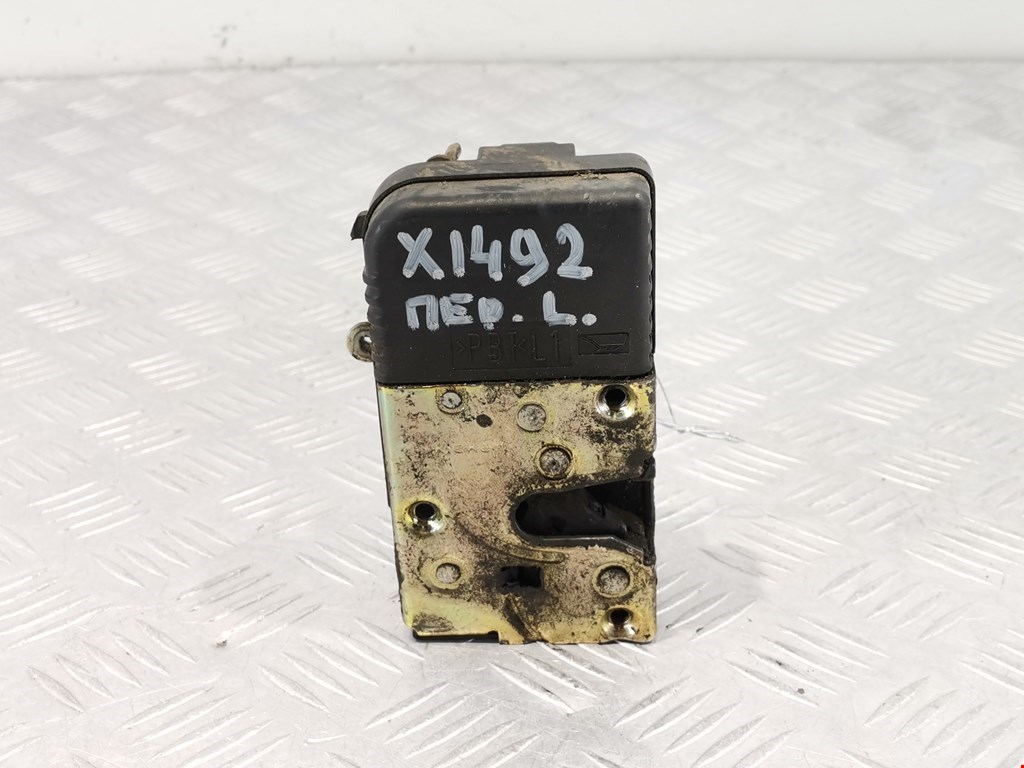 Замок двери передней левой CITROEN Jumpy 1994-2006