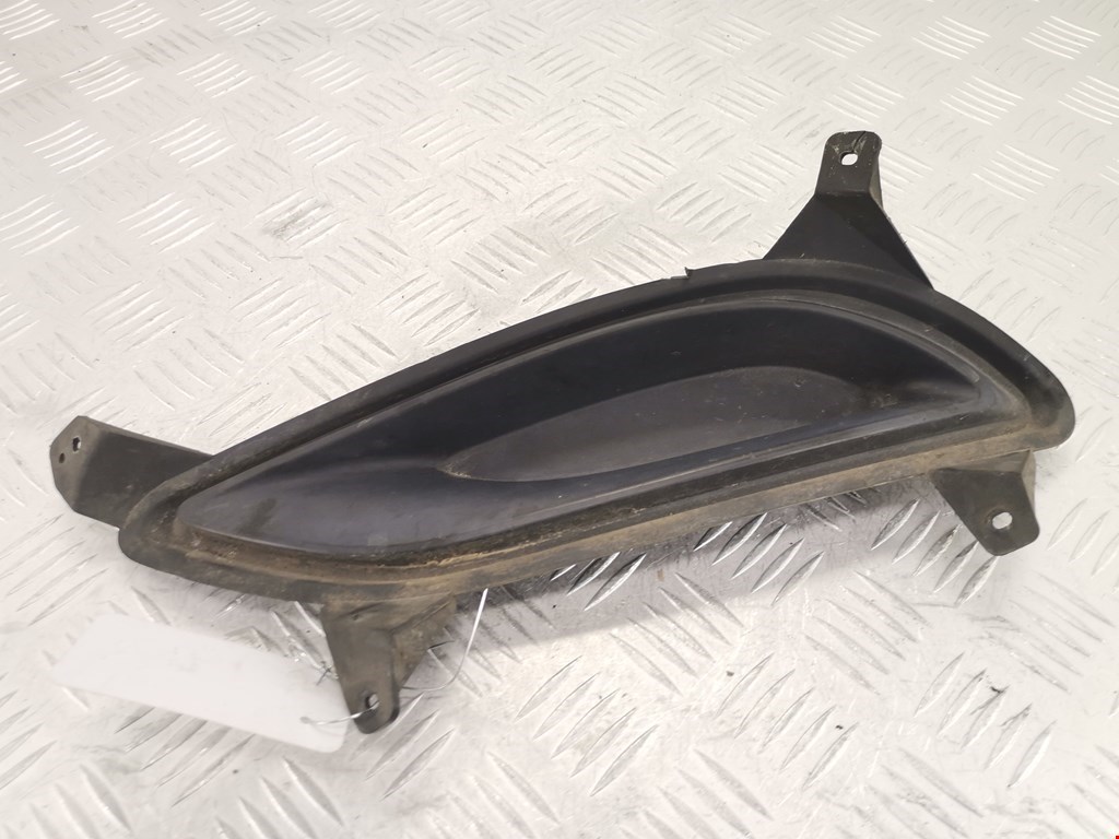 Решетка в бампер HYUNDAI Sonata VI YF 2009-2014