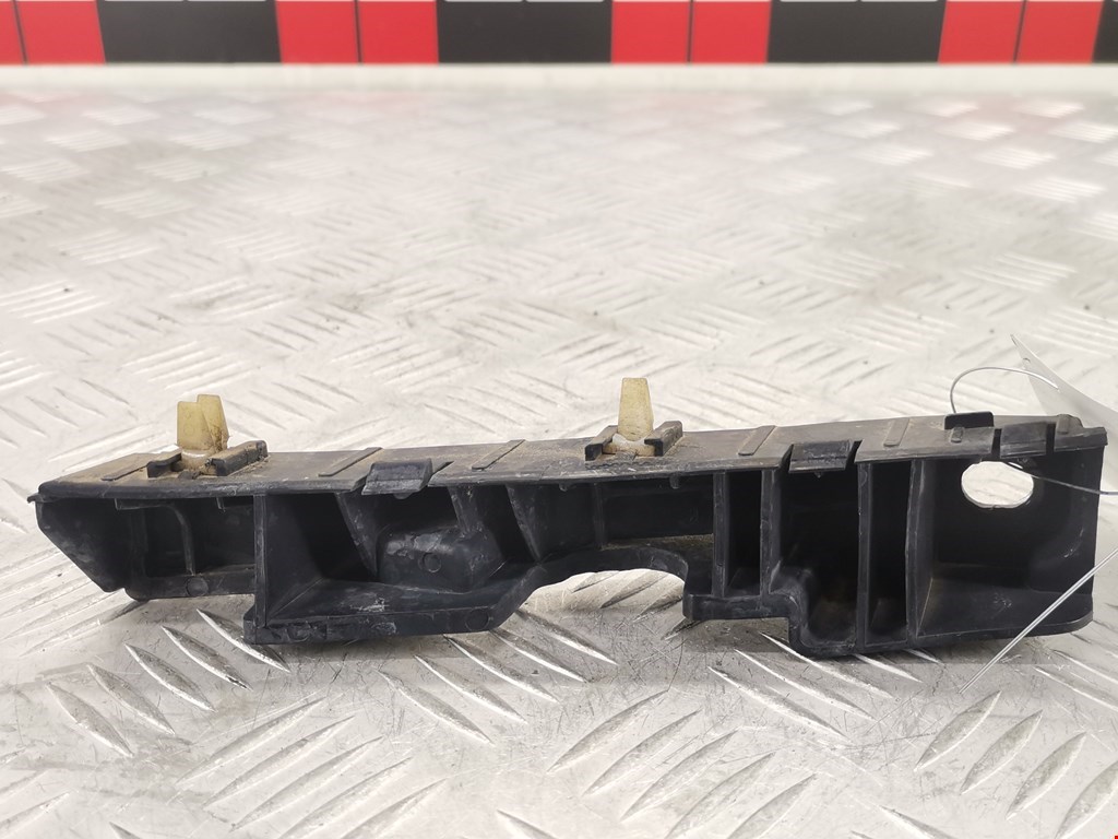 Кронштейн переднего бампера правый HYUNDAI Sonata VI YF 2009-2014