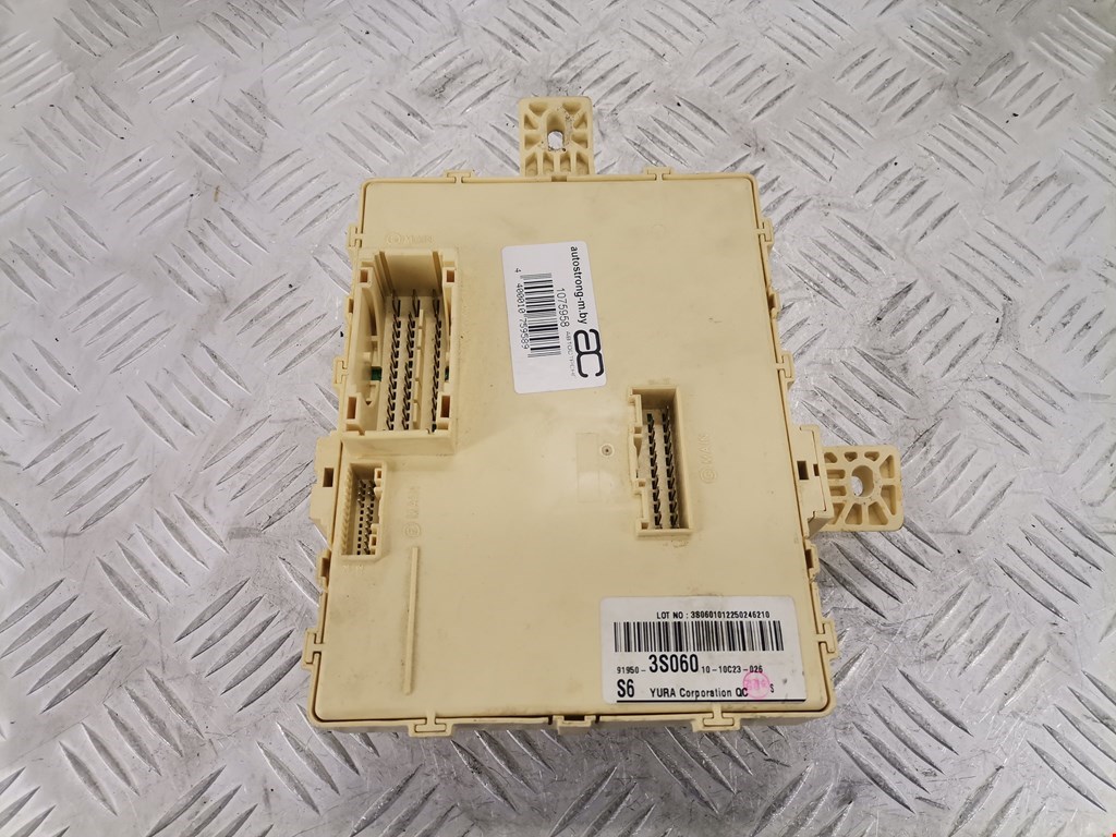 Датчик уровня в бачок омывателя HYUNDAI Sonata VI YF 2009-2014