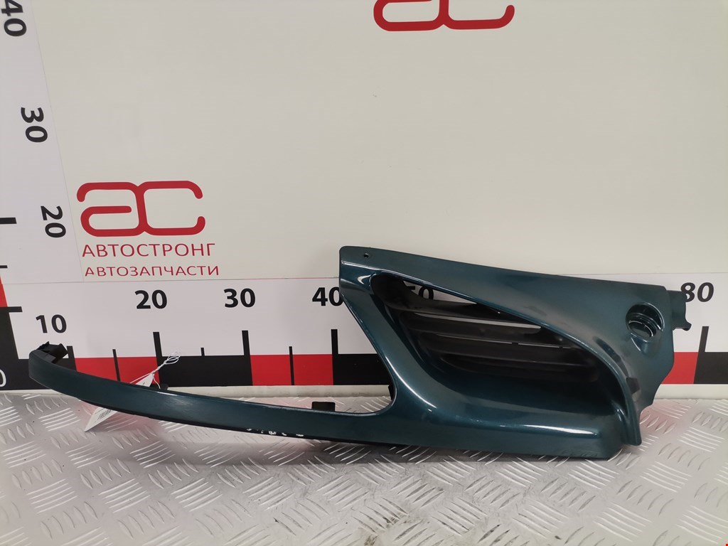 Решетка радиатора RENAULT Megane I 1996-2002