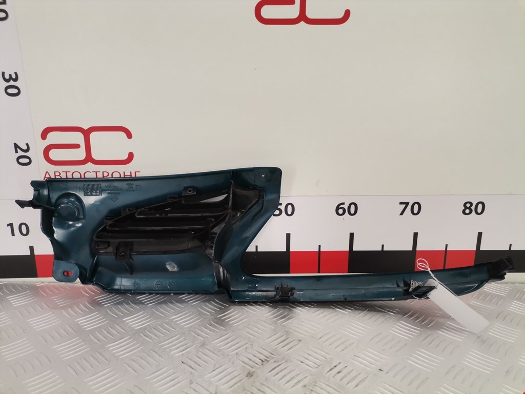 Решетка радиатора RENAULT Megane I 1996-2002