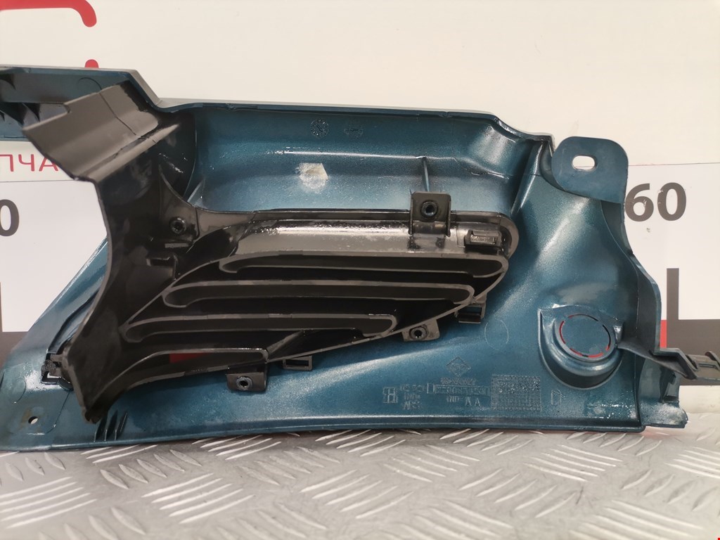 Решетка радиатора RENAULT Megane I 1996-2002