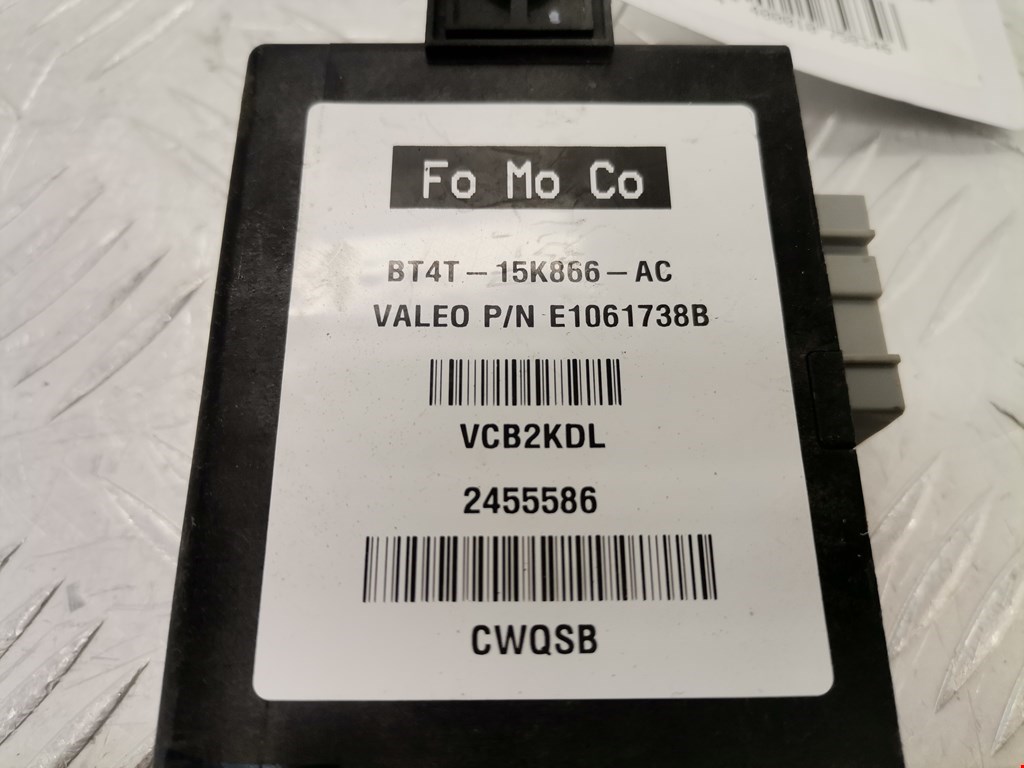 Блок управления парктрониками FORD Edge 2006-2014