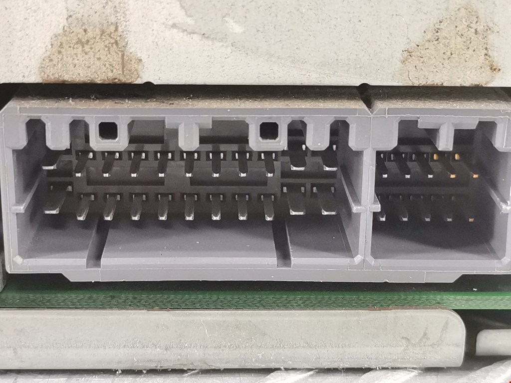 Магнитола DODGE Magnum 2003-2008