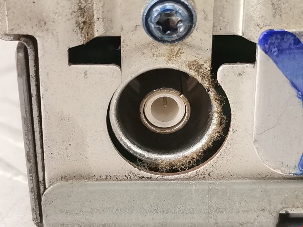 Магнитола DODGE Magnum 2003-2008