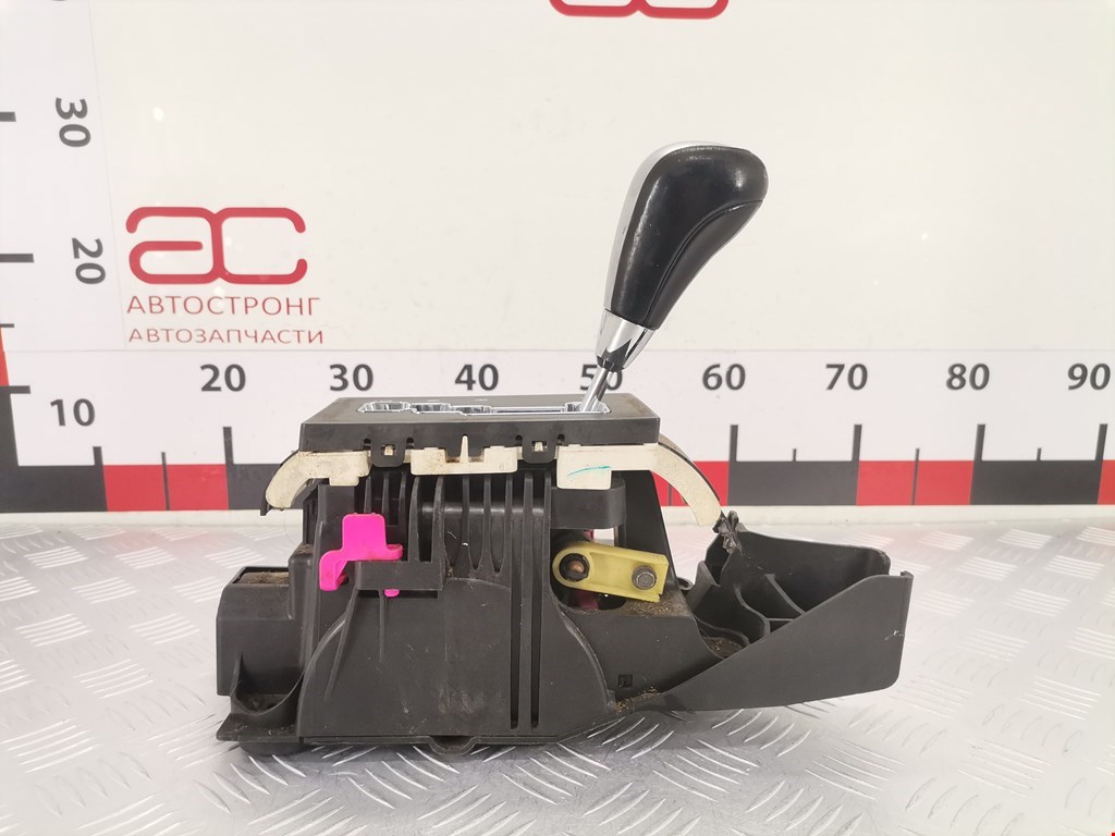 Кулиса (селектор) АКПП/МКПП в салоне DODGE Magnum 2003-2008