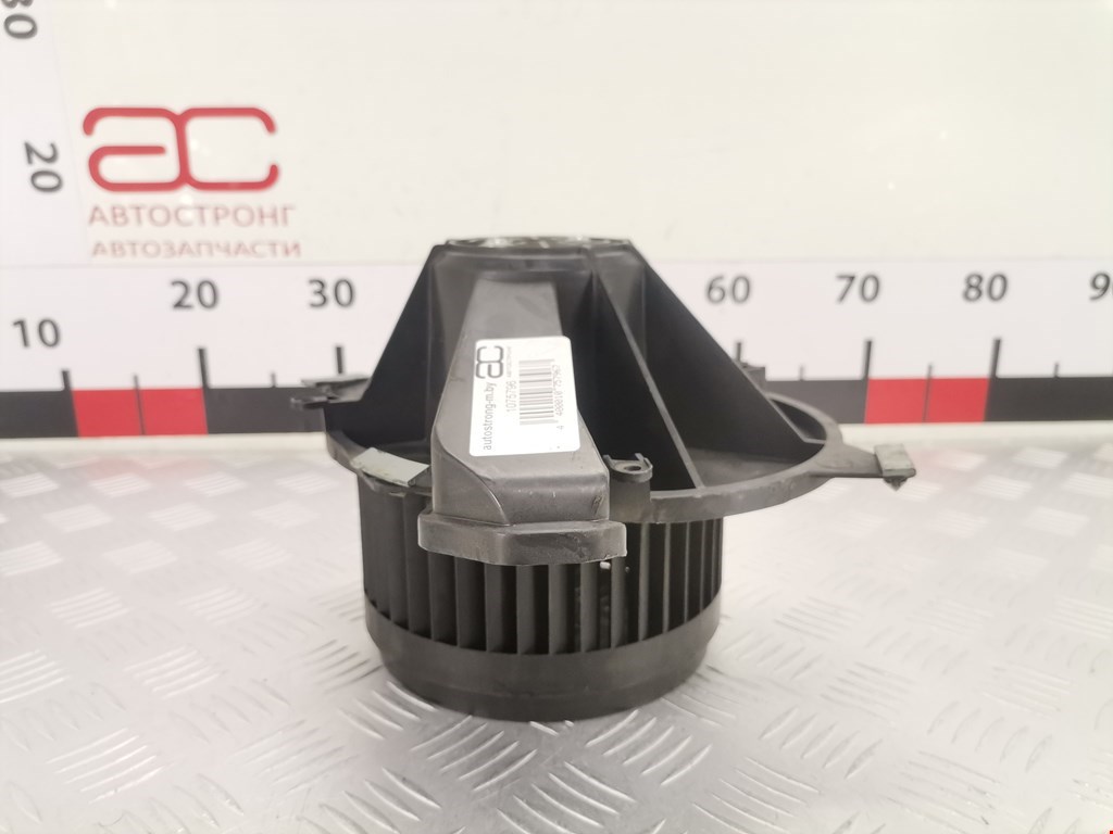 Моторчик (мотор) отопителя салона DODGE Magnum 2003-2008