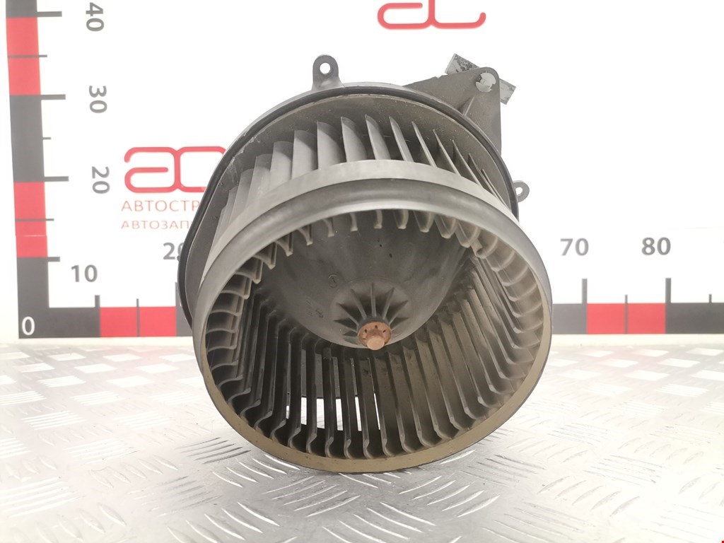 Моторчик (мотор) отопителя салона DODGE Magnum 2003-2008