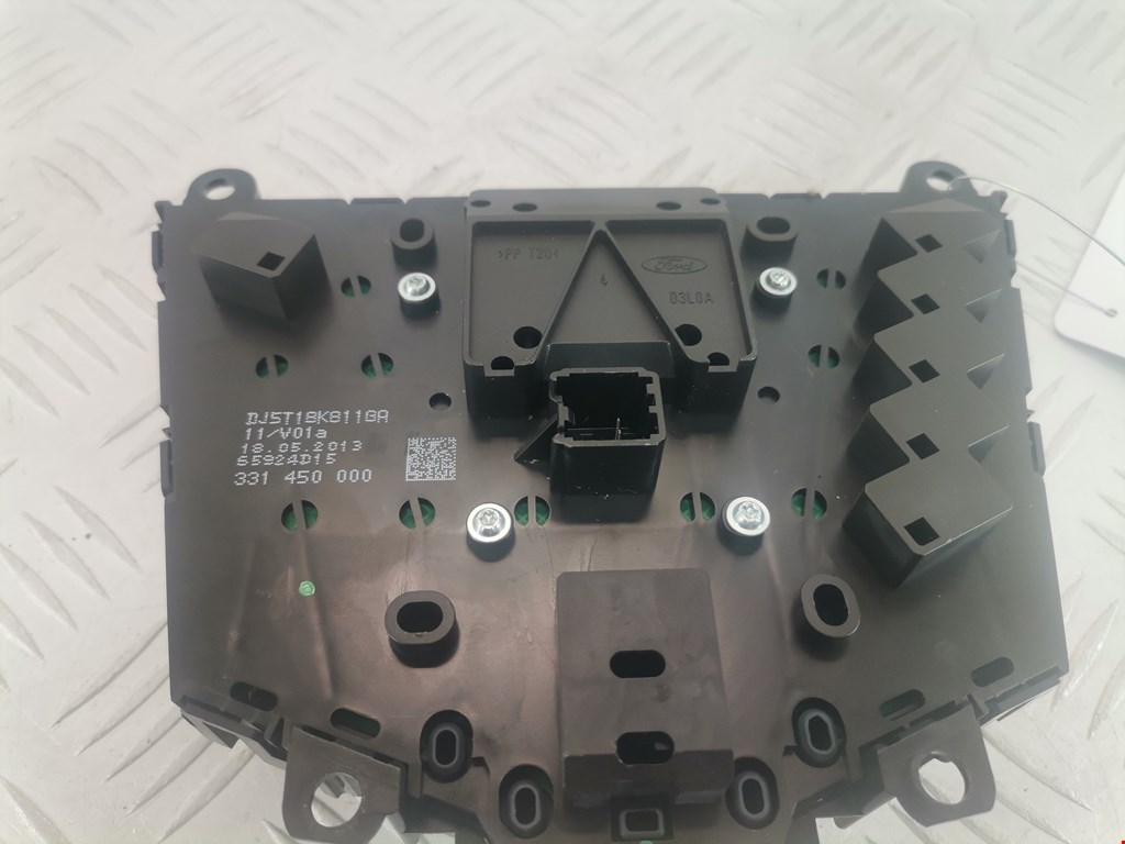 Магнитола FORD Escape 2012-2015