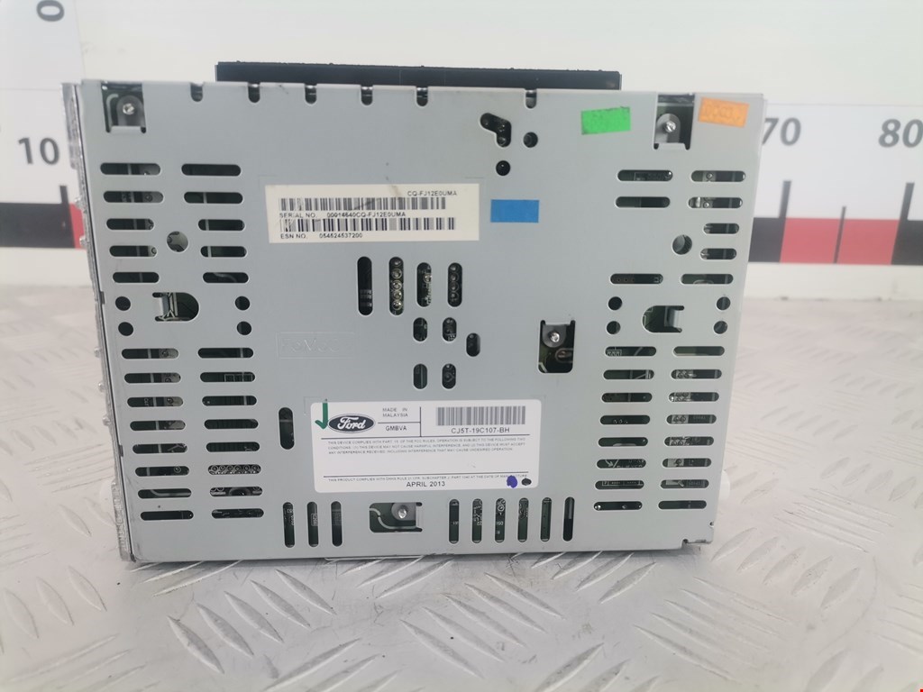 Магнитола FORD Escape 2012-2015