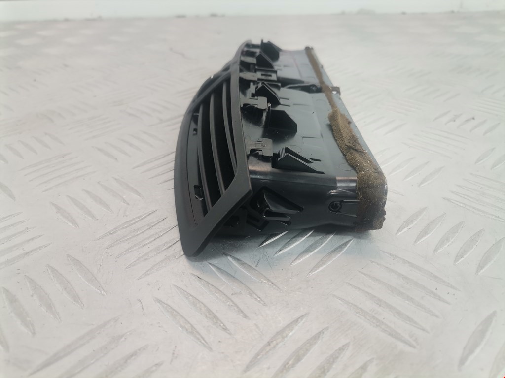 Дефлектор воздушный FORD Escape 2012-2015