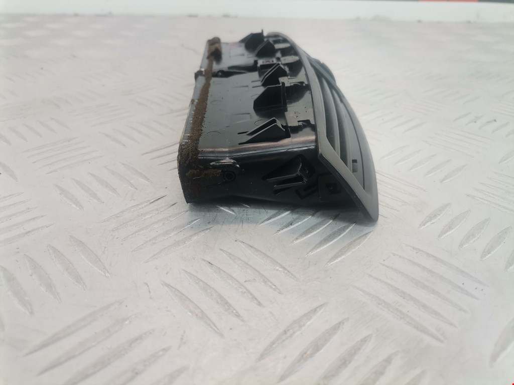 Дефлектор воздушный FORD Escape 2012-2015