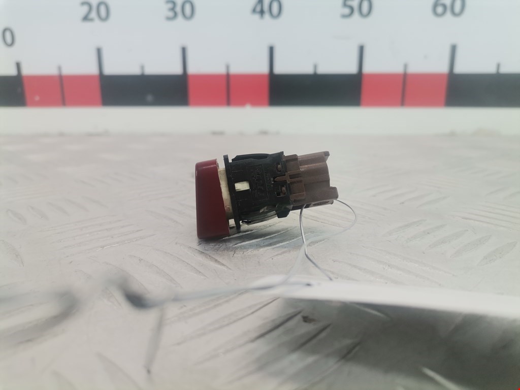 Кнопка аварийной сигнализации (аварийки) PEUGEOT 607 2000-2010