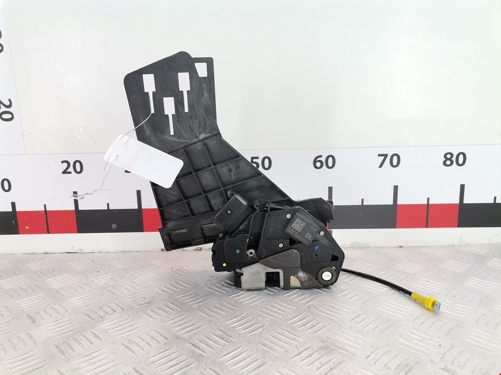 Замок двери задней правой FORD Fiesta 2008-2012