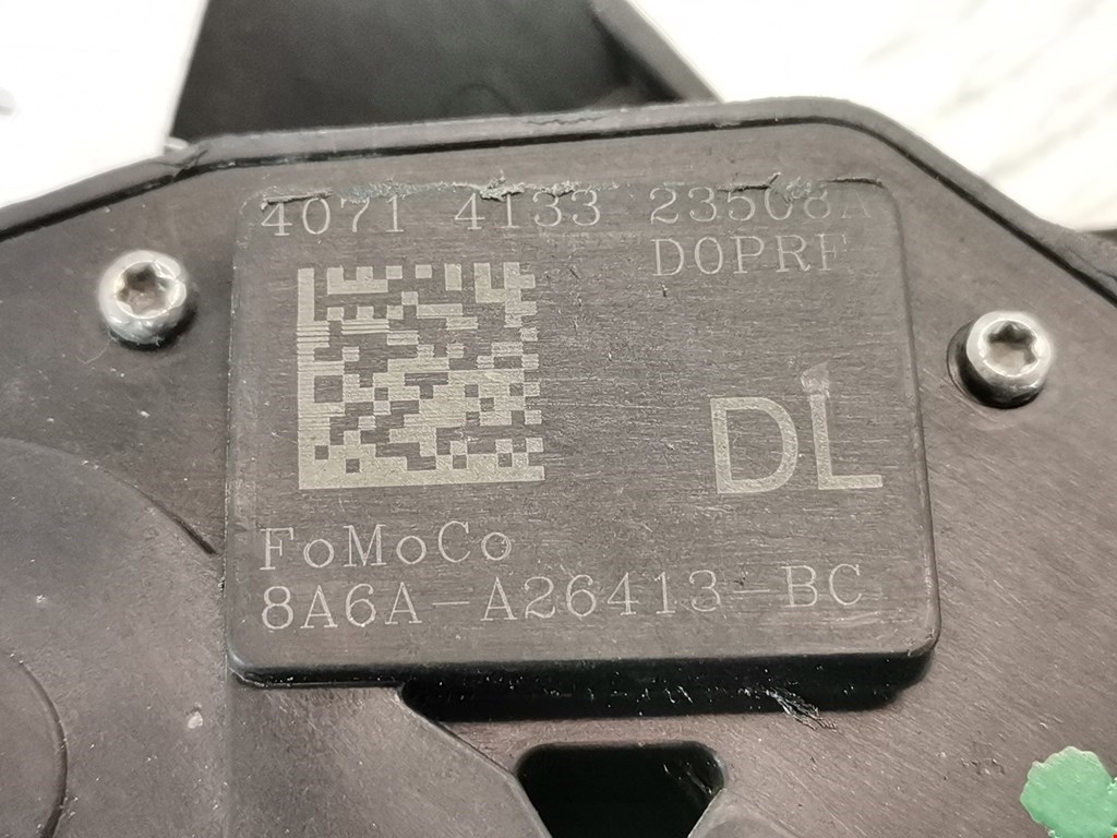 Замок двери задней левой FORD Fiesta 2008-2012