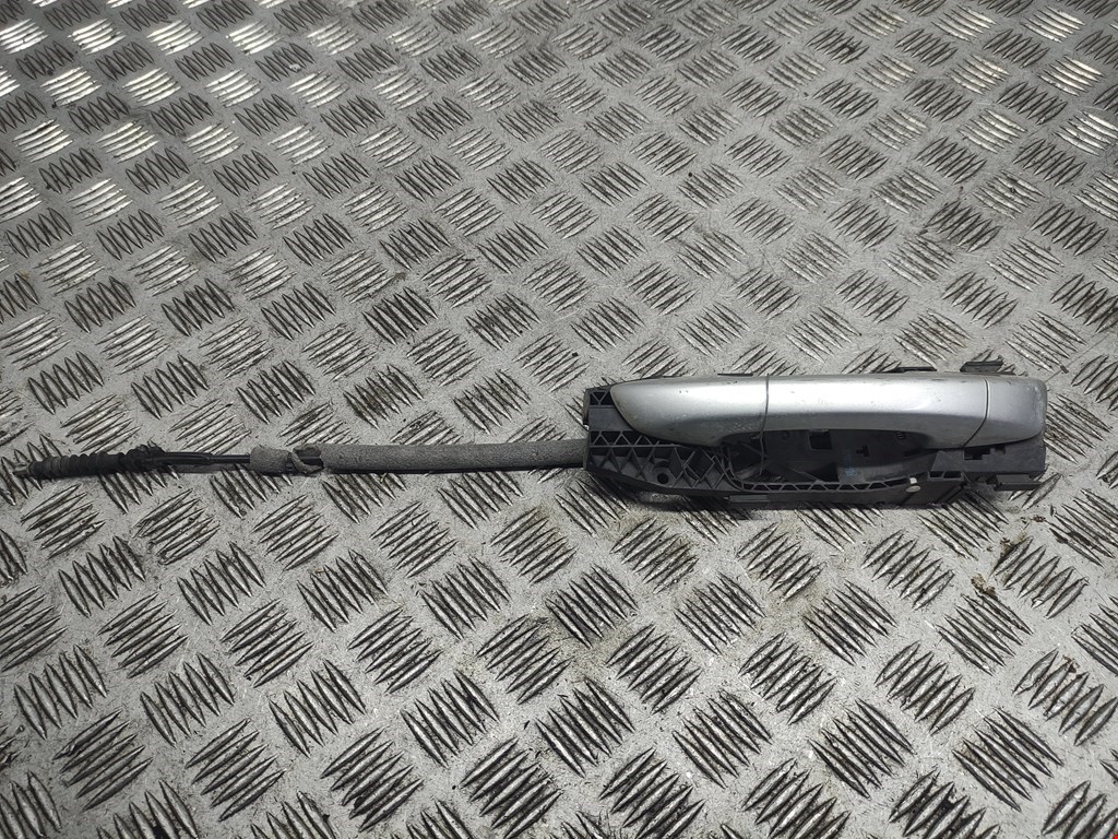 Ручка двери задней наружная левая SKODA Superb 2008-2015