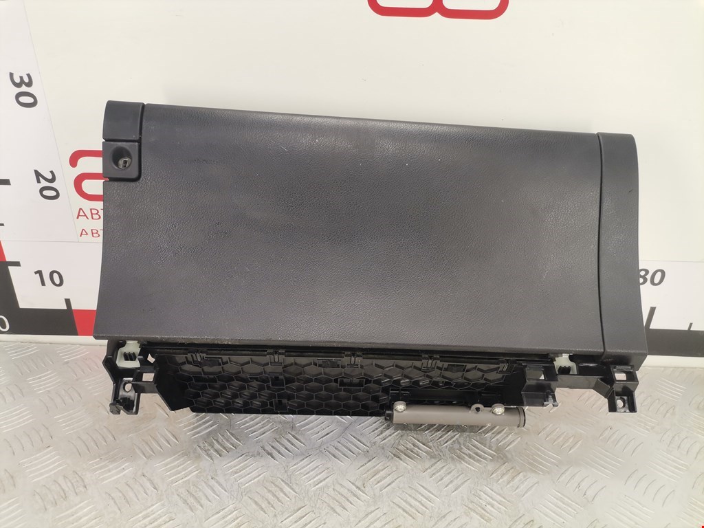 Бардачок LEXUS CT 2010-2018