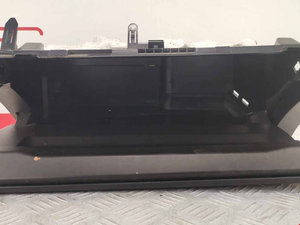 Бардачок LEXUS CT 2010-2018