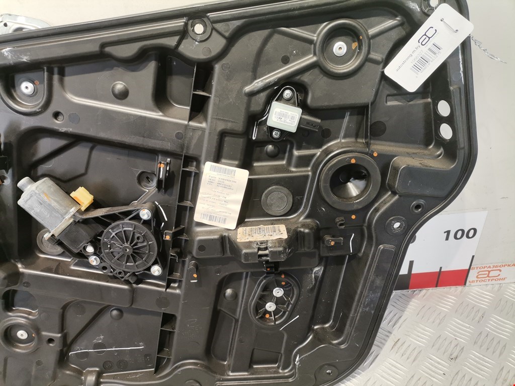 Стеклоподъемник передний правый HYUNDAI Sonata VI YF 2009-2014