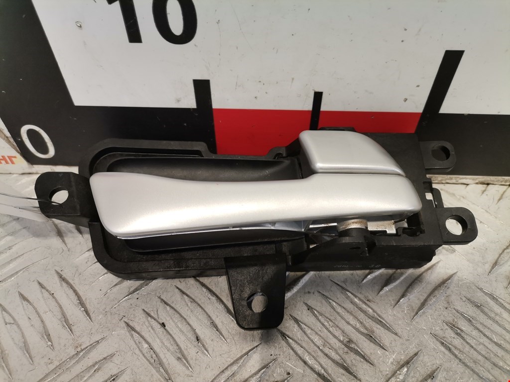 Ручка дверная передняя внутренняя правая HYUNDAI Sonata VI YF 2009-2014