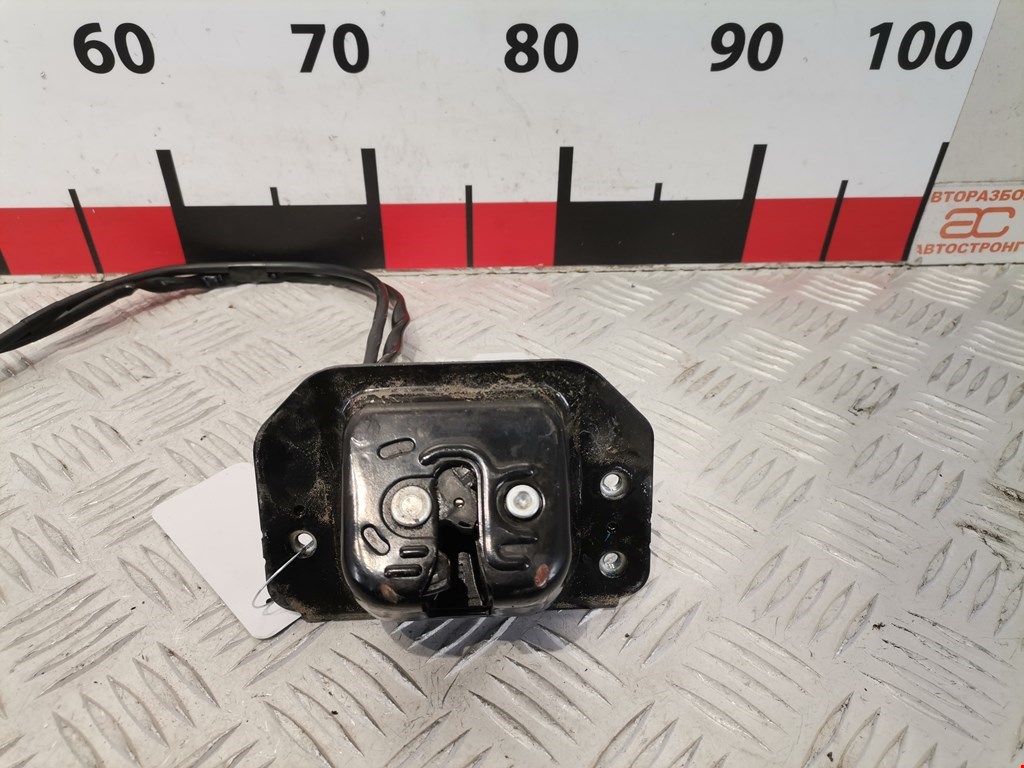 Замок крышки багажника Ford Escape 3 (2012-2019)