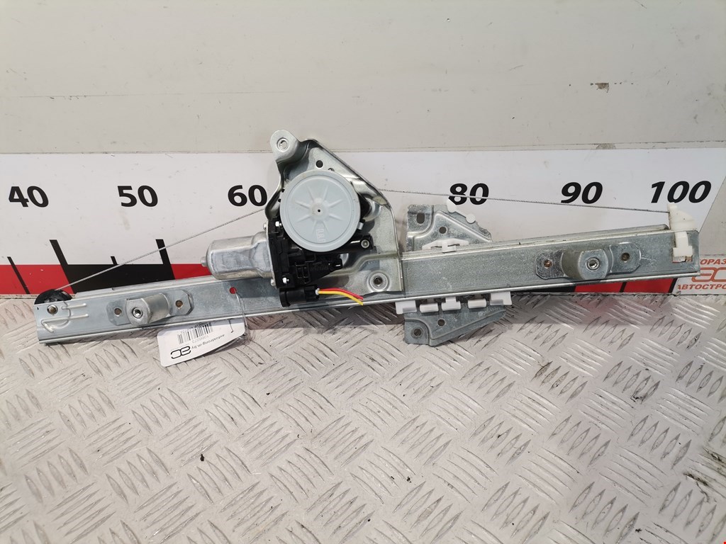 Стеклоподъемник задний левый SUZUKI Grand Vitara 2005-2015