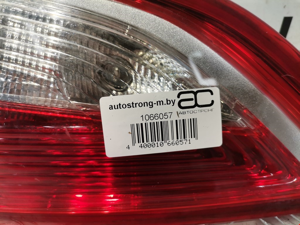 Фонарь задний внутренний правый FORD Escape 2012-2015