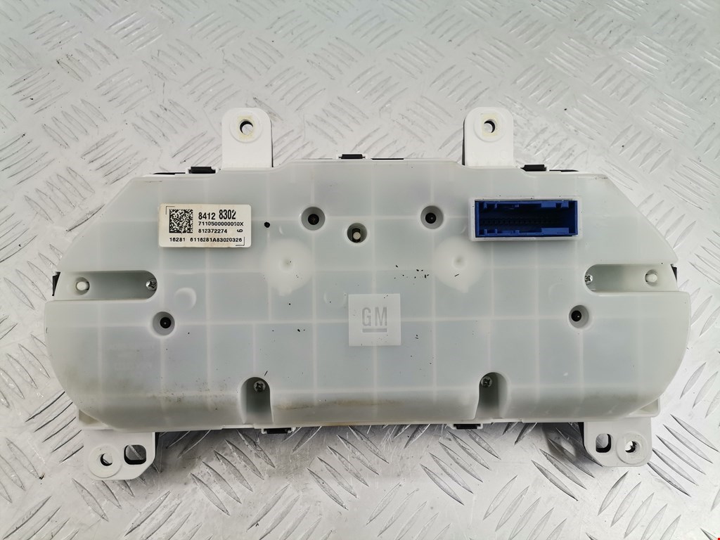 Панель приборов (щиток) CHEVROLET Malibu 2015-н.в.