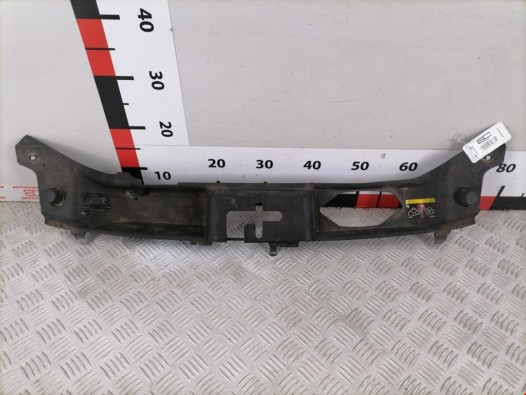 Накладка декоративная (на рамку радиатора) Volvo C30 1 (2006-2013)