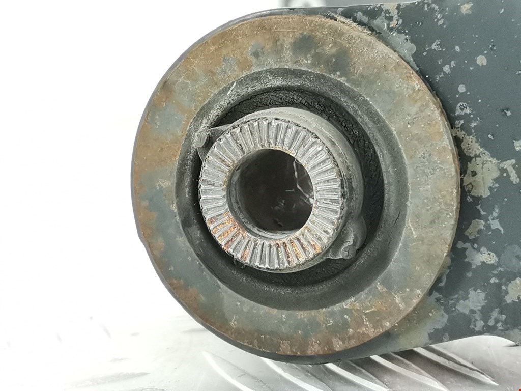 Рычаг задний правый LEXUS CT 2010-2018