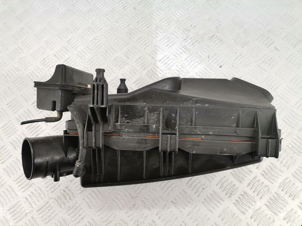 Корпус воздушного фильтра FORD Mondeo III 2000-2007
