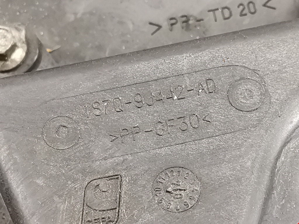 Корпус воздушного фильтра FORD Mondeo III 2000-2007